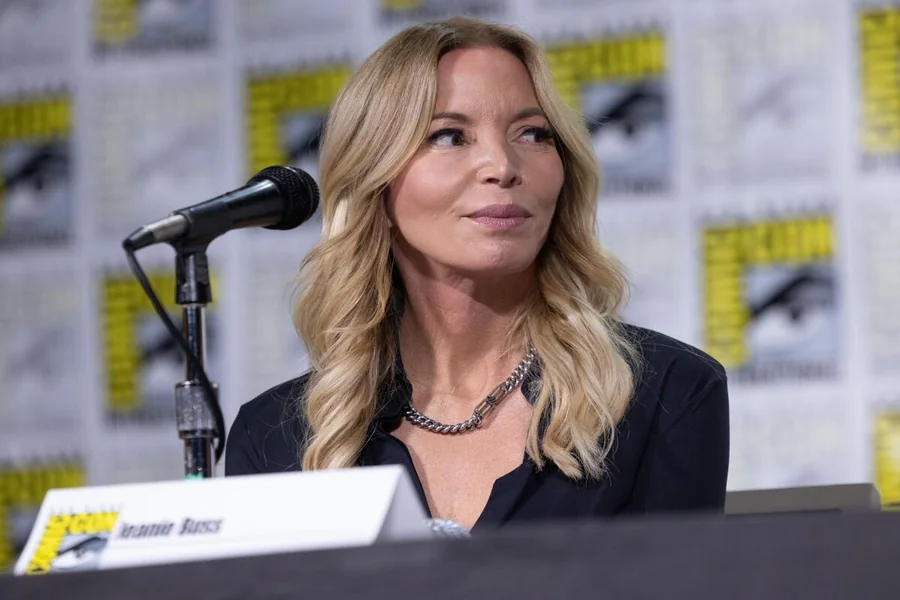Jeanie Buss Age