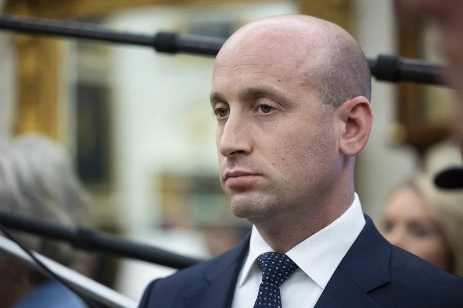 Stephen Miller Height