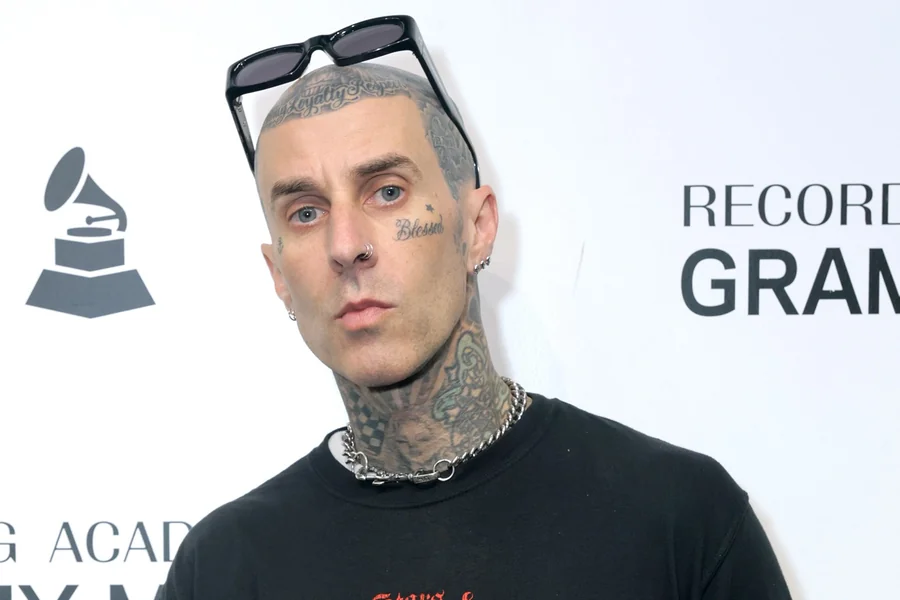 Travis Barker Height