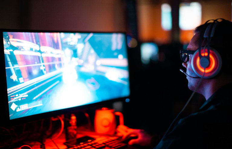 Call of Duty: Single-Player or Multiplayer — Which Experience Should You Choose?
